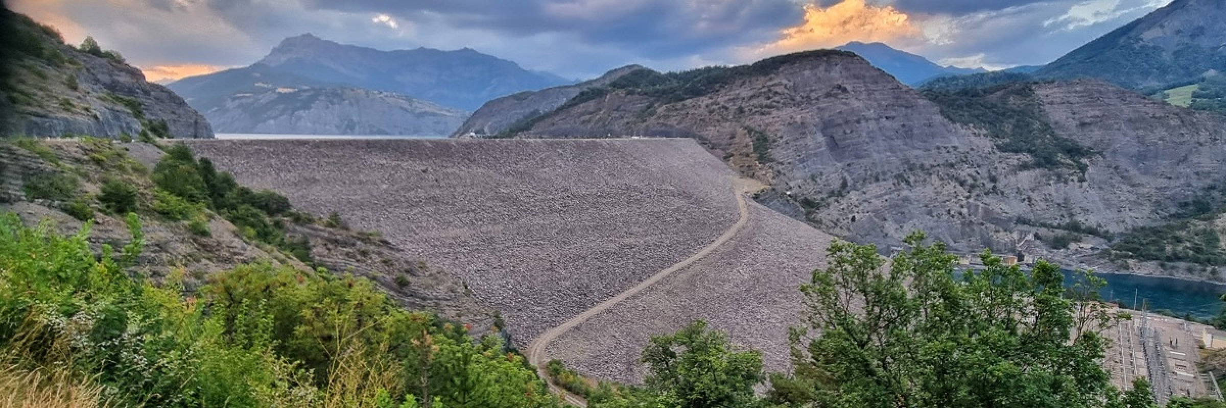 Image de Un barrage sur la Durance