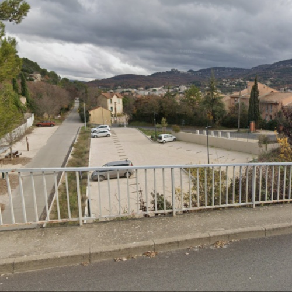 Parking gratuit