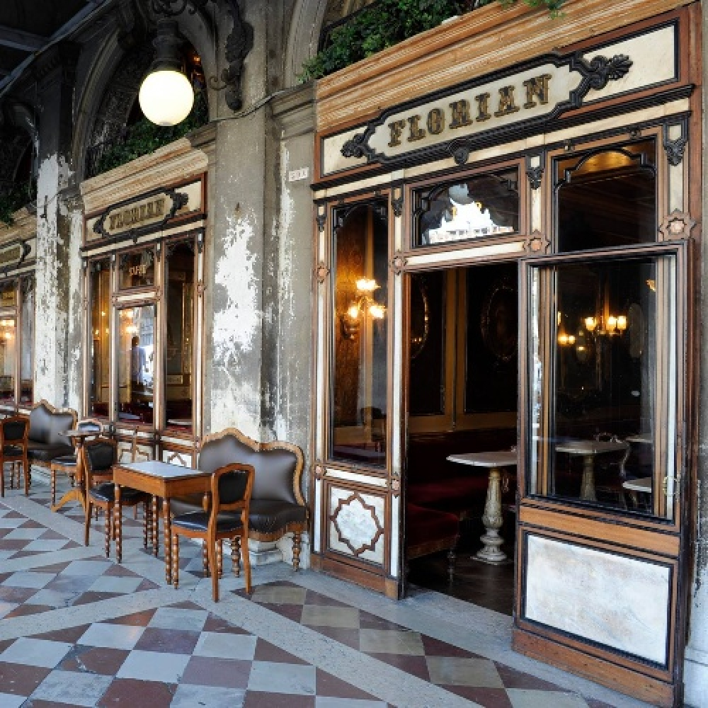 LE PLUS ANCIEN CAFÉ ITALIEN